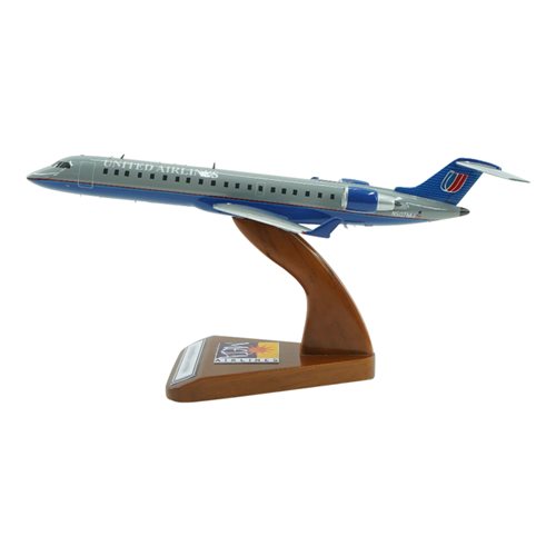 Custom United Express Bombardier CRJ-700 Aircraft Model - View 2