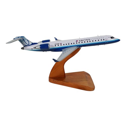 Custom United Express Bombardier CRJ-700 Aircraft Model - View 4