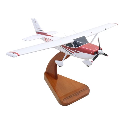 Cessna T182T Custom Aircraft Model - View 5