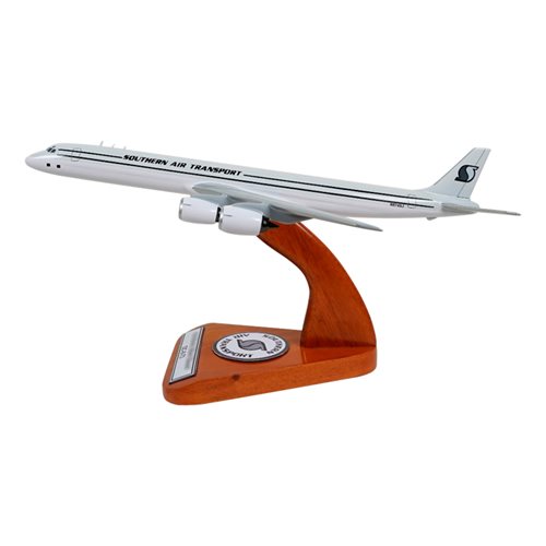 McDonnell Douglas DC-8-73 Custom Airplane Model  - View 2