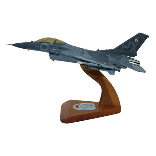 Design Your Own F-16 Custom Airplane Model - View 2