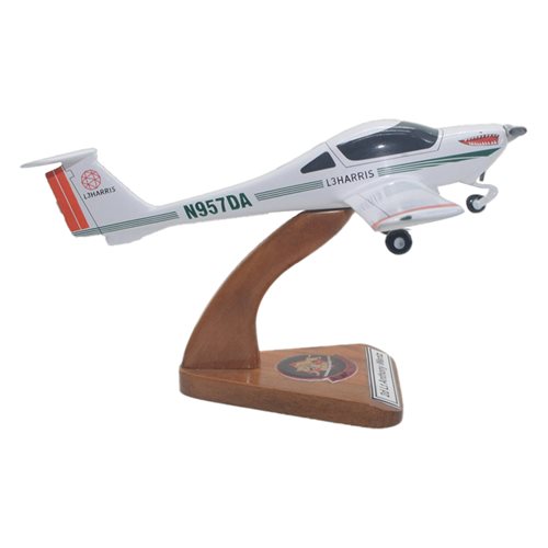 Design Your Own Diamond DA20 Custom Airplane Model - View 5
