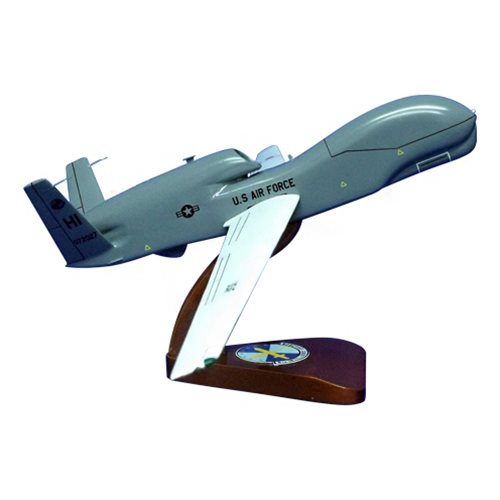 8 IS RQ-4 Global Hawk Custom Airplane Model  - View 4