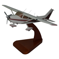 Cessna 182J Custom Aircraft Model