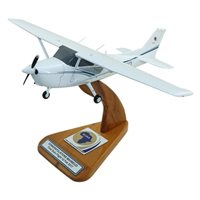 Cessna 172L Custom Aircraft Model