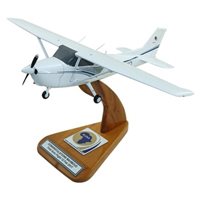 Cessna 172L Custom Aircraft Model