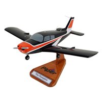 Piper PA-28-140 Cherokee Cruiser Custom Aircraft Model