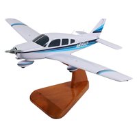 Piper PA-28-236 Dakota Custom Aircraft Model
