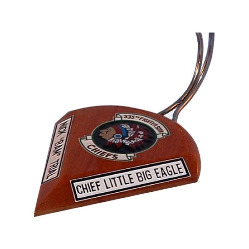 Up close image of exhaust mount triangular stand